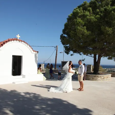 Eleni's Lejlighedshotel *