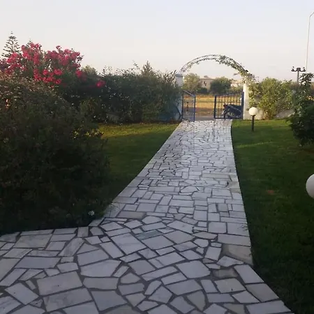Aparthotel Eleni's