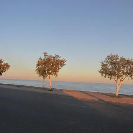 Апарт-отель Eleni's *