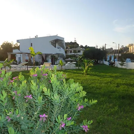 Eleni's Aparthotel Afantou