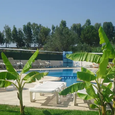 Eleni's Lägenhetshotell Afantou